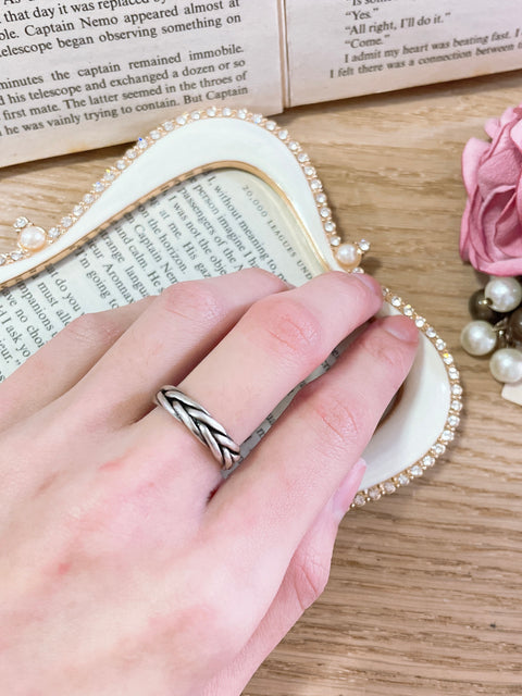Woven Band Ring - SF